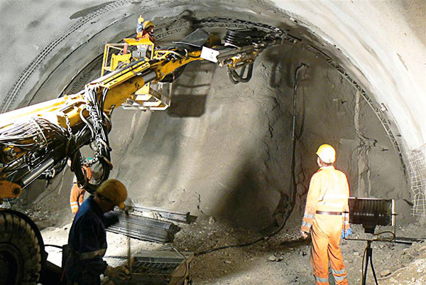 Segundo tubo del Túnel Tauern completamente excavado y estabilizado con productos DSI Segundo tubo del Túnel Tauern completamente excavado y estabilizado con productos DSI