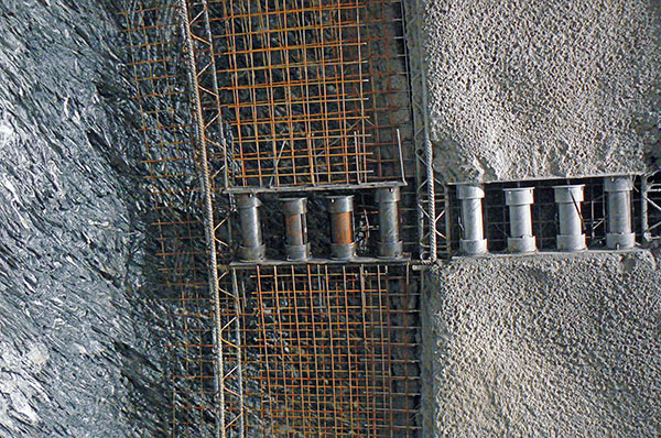Segundo tubo del Túnel Tauern completamente excavado y estabilizado con productos DSI Segundo tubo del Túnel Tauern completamente excavado y estabilizado con productos DSI