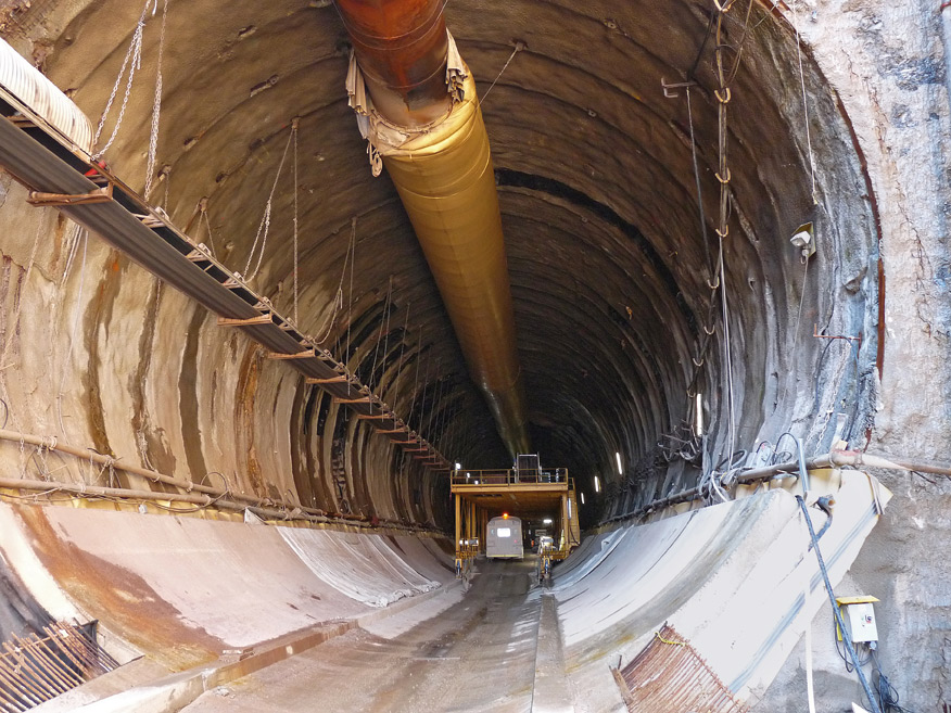 Untertunnelung der Niagara-Fälle mit DSI und ACI: Naturwunder und Energiequelle Untertunnelung der Niagara-Fälle mit DSI und ACI: Naturwunder und Energiequelle