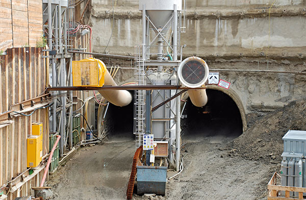 Staufrei ins Zentrum mit ALWAG-Systemen: neue Straßenbahnlinie in Linz Staufrei ins Zentrum mit ALWAG-Systemen: neue Straßenbahnlinie in Linz