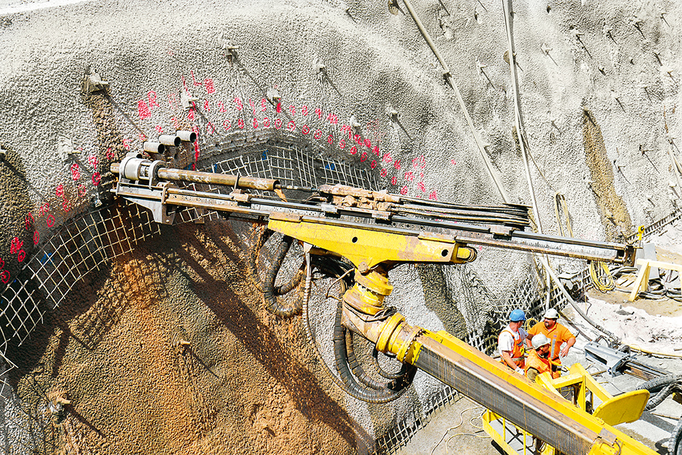Milestones in the Application of the Squeezed Connection for the AT – Pipe Umbrella System Milestones in the Application of the Squeezed Connection for the AT – Pipe Umbrella System