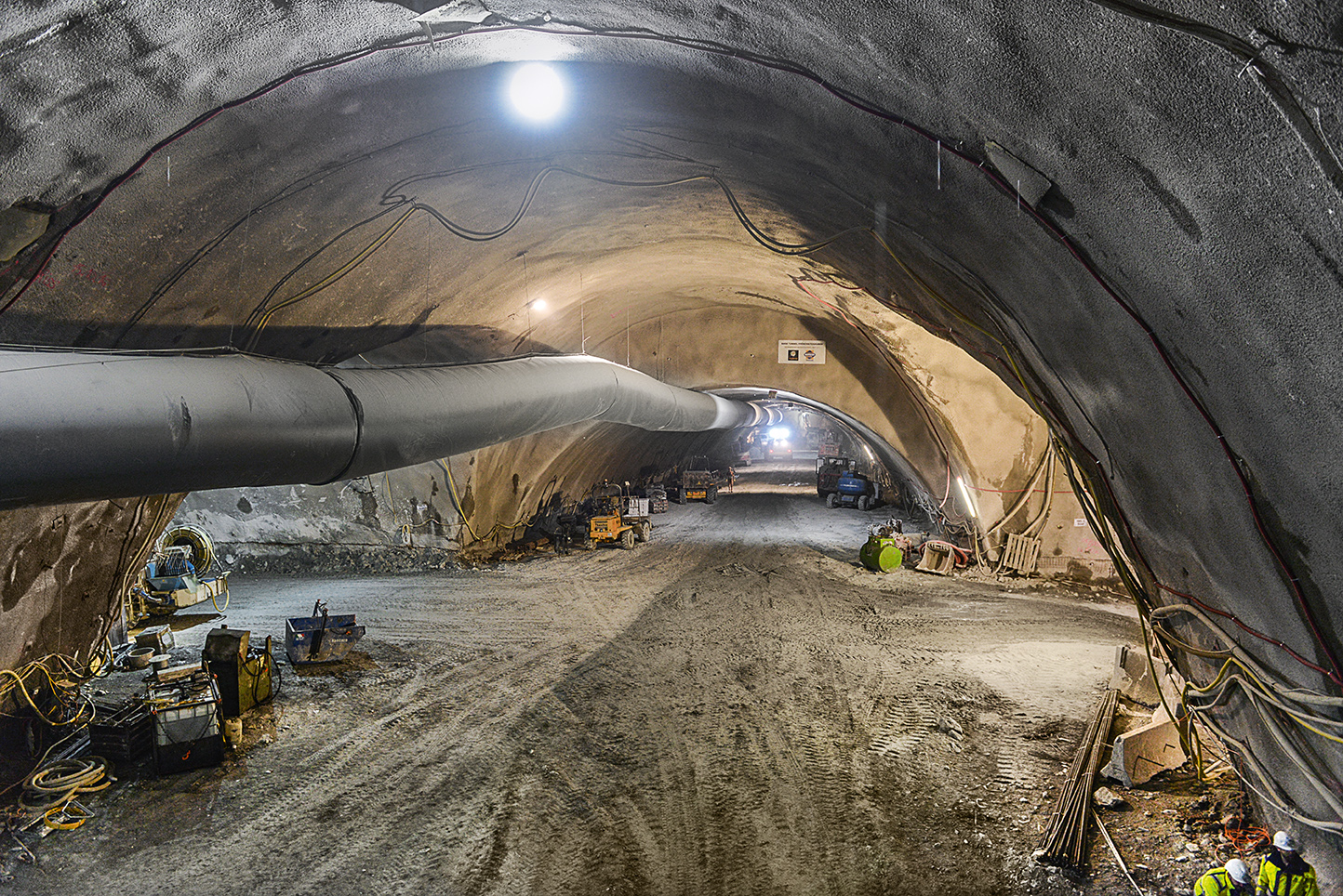 Der Semmering-Basistunnel: Sicherer Vortrieb am Fröschnitzgraben mit Stützmitteln der DSI Underground Der Semmering-Basistunnel: Sicherer Vortrieb am Fröschnitzgraben mit Stützmitteln der DSI Underground