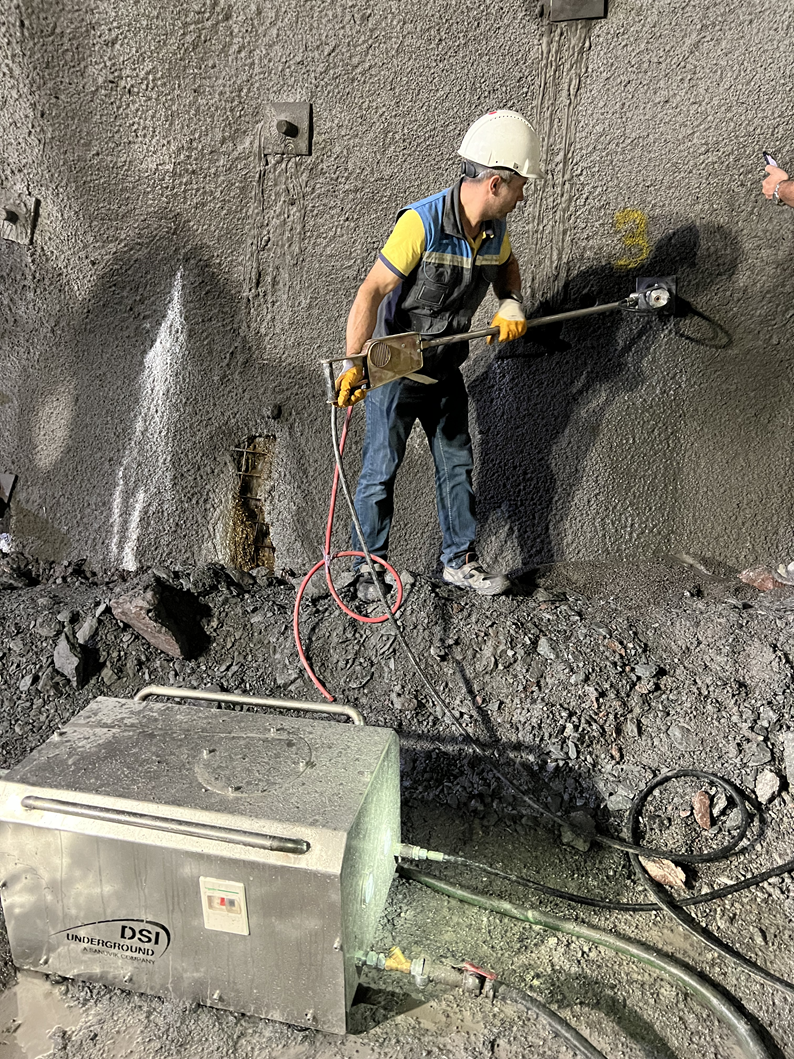 Veränderte Geologie beim Bau des Karawankentunnels Veränderte Geologie beim Bau des Karawankentunnels