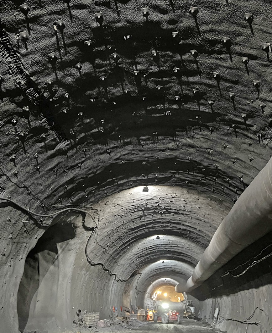 Veränderte Geologie beim Bau des Karawankentunnels Veränderte Geologie beim Bau des Karawankentunnels
